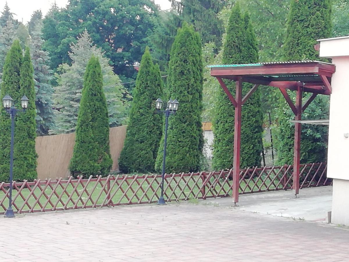 Asta La Vista Vendeghaz Hotell Miskolc Exteriör bild