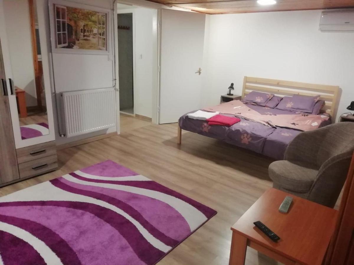 Asta La Vista Vendeghaz Hotell Miskolc Exteriör bild
