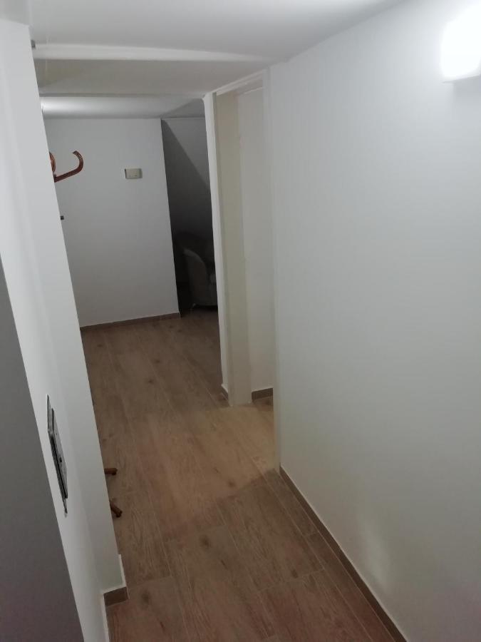 Asta La Vista Vendeghaz Hotell Miskolc Exteriör bild
