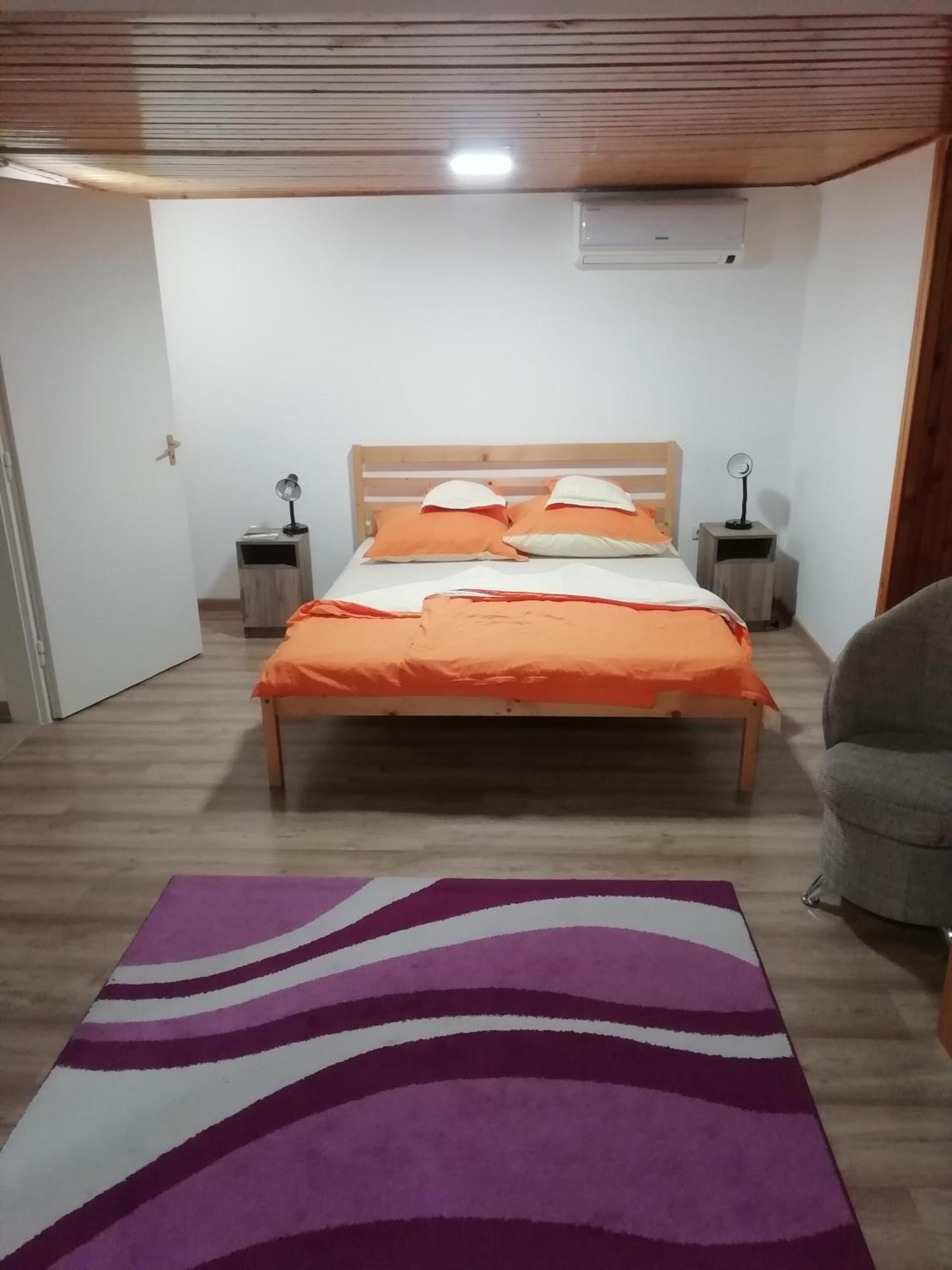 Asta La Vista Vendeghaz Hotell Miskolc Exteriör bild